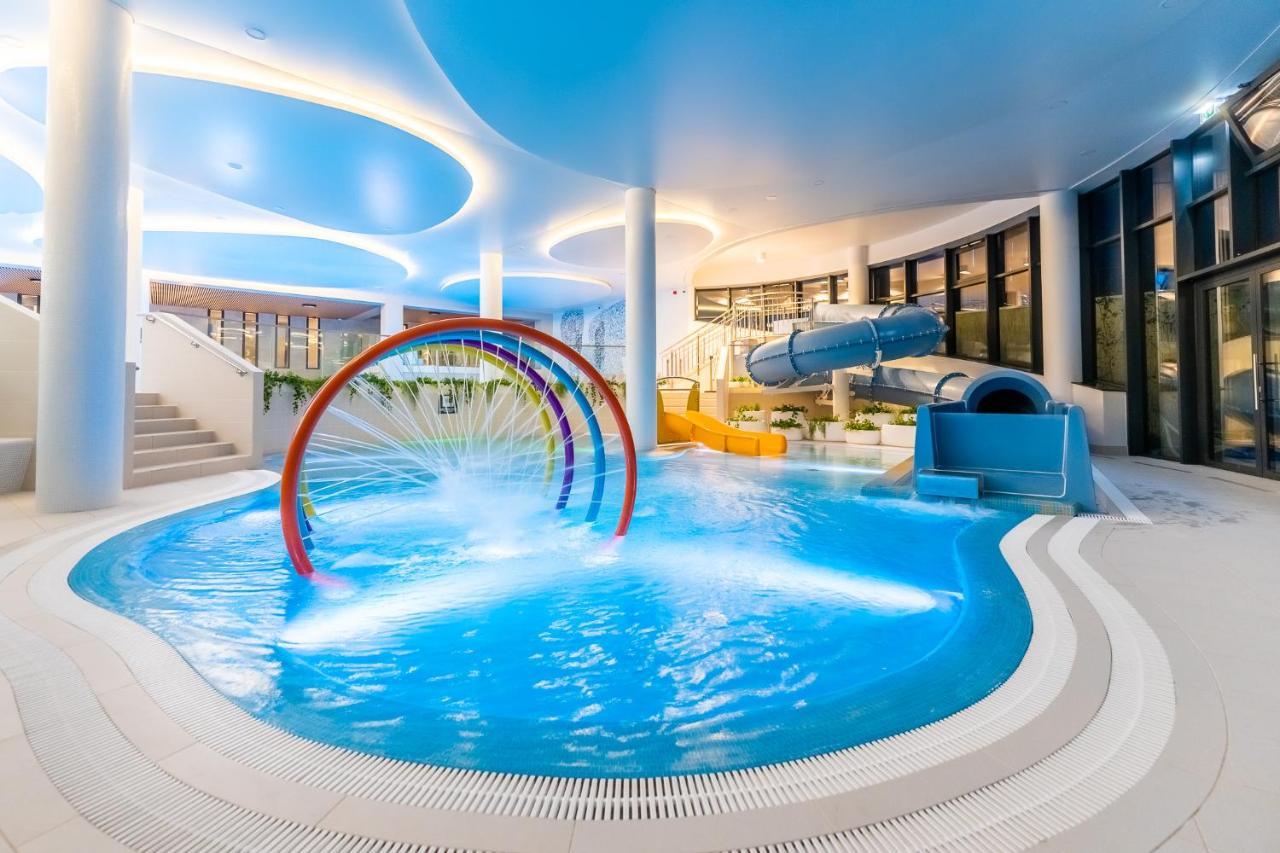 Apartamento Wave, Polanki Aqua W Kolobrzegu, Free Garage, Swimming Pool, Sauna And Other! Exterior foto