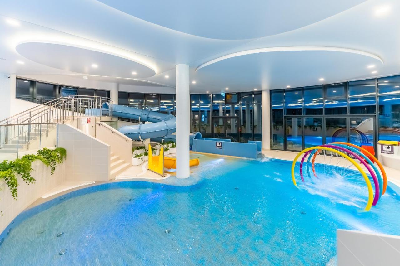 Apartamento Wave, Polanki Aqua W Kolobrzegu, Free Garage, Swimming Pool, Sauna And Other! Exterior foto